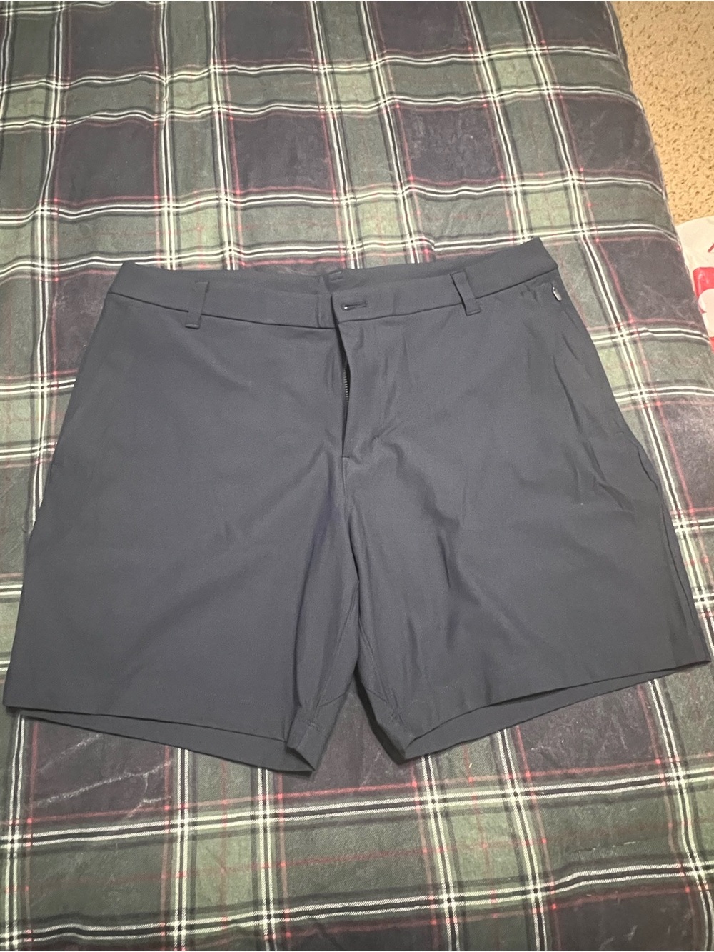 Commission Shorts 7 inch inseam